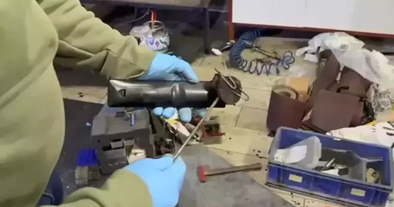 Ümraniye de ruhsatsız silah atölyesine operasyon