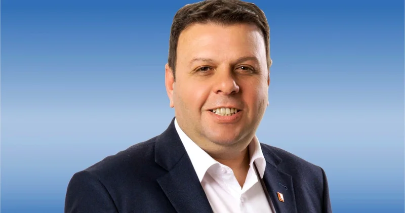 CHP den istifa eden Ün: Mücadelemi sürdüreceğim; yanlış haber yapanlarla yargı önünde hesaplaşacağım