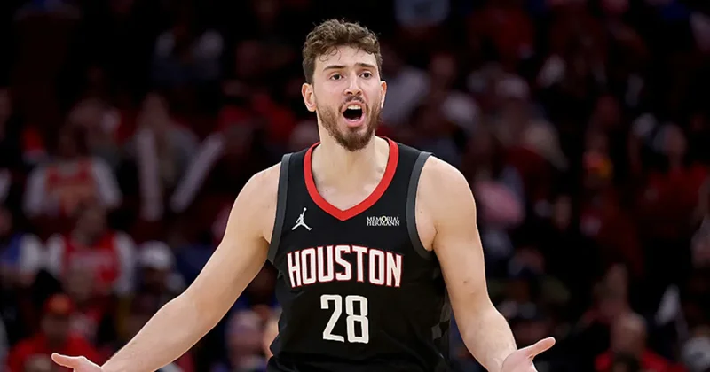 Alperen Şengün den, Philadelphia potasına 13 sayı