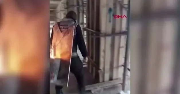 Dondurucu soğuğa Karadeniz usulü çözüm: Arkasında roket değil soba var