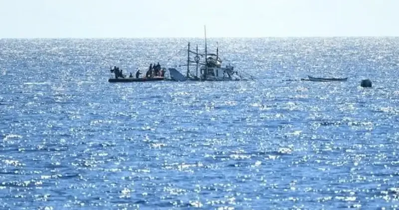 Çin Sahil Güvenliği, Güney Çin Denizi nde batan teknedeki 13 Filipinli balıkçıyı kurtardı Dünya Haberleri