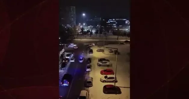 Saadet Partisi Genel Başkanı Mahmut Arıkan, çakarlı konvoy eşliğinde yemeğe gitmesi tepki çekti