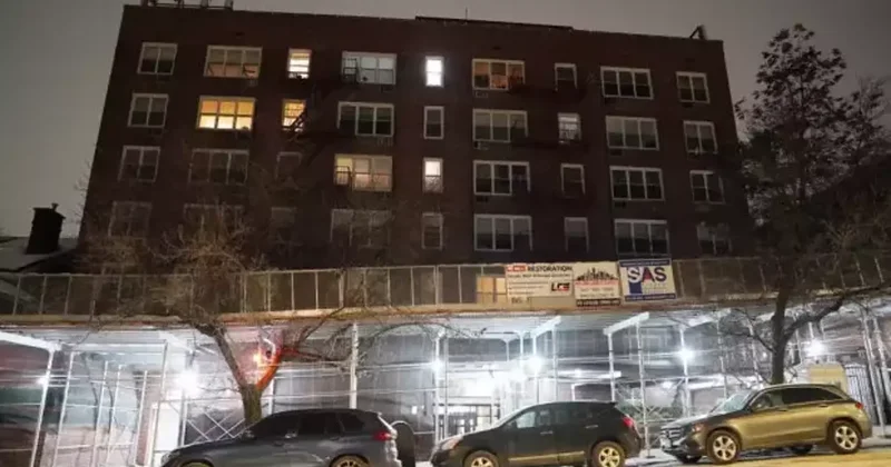 14 yaşındaki ikizler anneleri tarafından hapsedilip aç bırakıldı