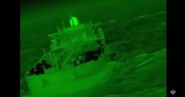 ABD ye özendiler! Fransa nın Akdeniz’de Rus tankerine el koyduğu anlar!