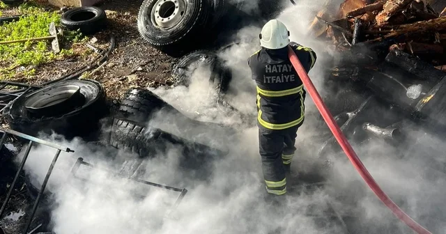 Arsuz da hurdalık yangını Hatay Haberleri