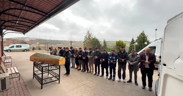 Kimsesiz vatandaşın cenazesi defnedildi, öğrenciler eşlik etti Kocaeli Haberleri