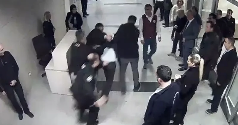 SON DAKİKA: Adliye koridorları buz kesti! Savcının hakimi vurduğu o anların görüntüsü ortaya çıktı!