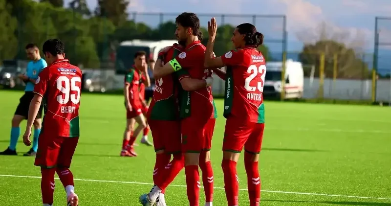 Karşıyaka dan tarihi galibiyet Futbol Haberleri