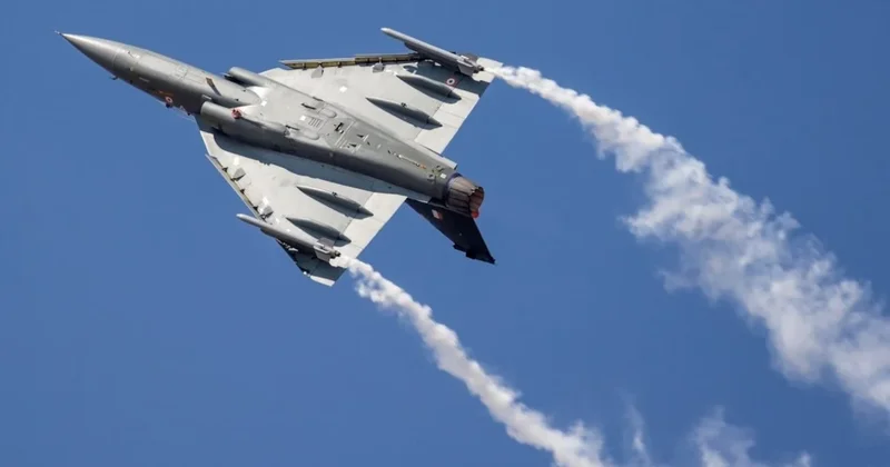 Kendi başlarına yaptıkları savaş uçağı ellerinde patladı! Tüm filoyu yere indirdiler Sözcü Gazetesi