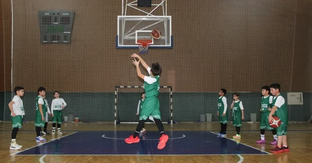 Muğlaspor basketbolda genç yetenekleri yetiştiriyor Muğla Haberleri