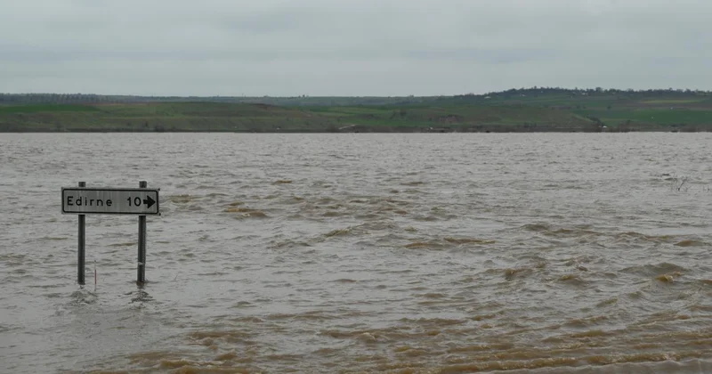 Edirne de nehir debileri kritik eşikte