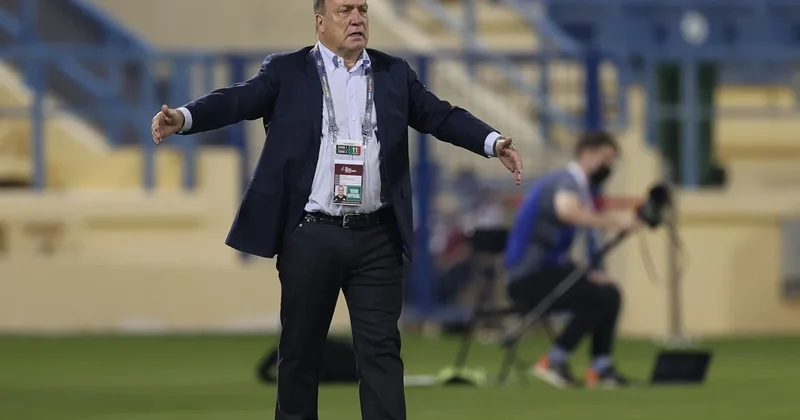 Dünya Kupası na aylar kala şok istifa! Advocaat görevden ayrıldı Sözcü Gazetesi