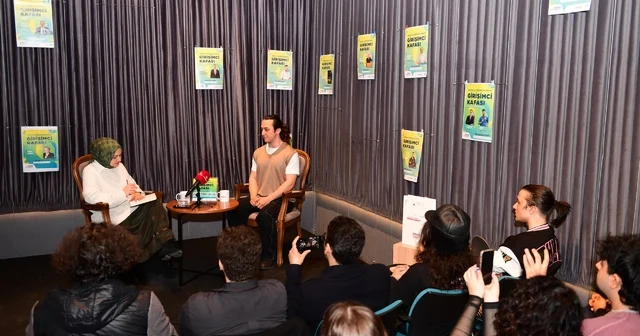 Osmangazi Belediyesi, genç girişimciyi ağırladı Osmangazi de Cosplay den girişimciliğe uzanan hikaye Bursa Haberleri