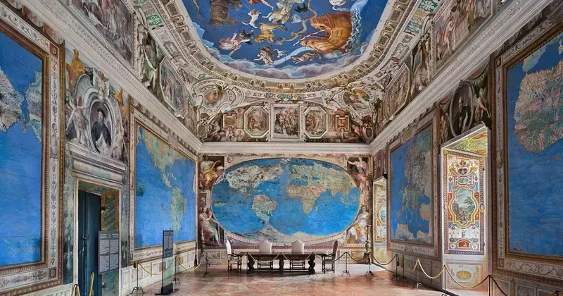 Ahmet Ertuğ’un sergisi Trendyol Sanat desteğiyle Venedik’te