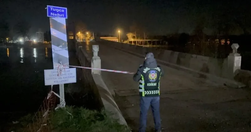 Nehirde taşkın riski! Köprü ulaşıma kapatıldı