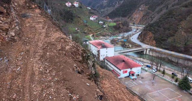 Heyelan tehdidine karşı okul koruma altına alındı Giresun Haberleri