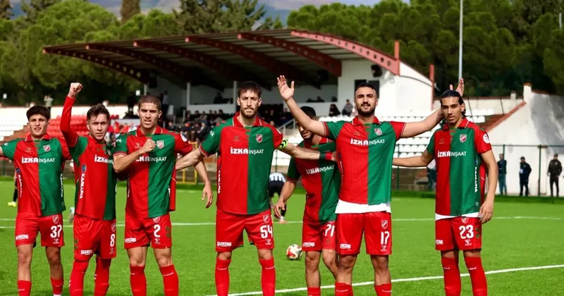 Türk futbol tarihine geçen galibiyet! 10 0 yendiler