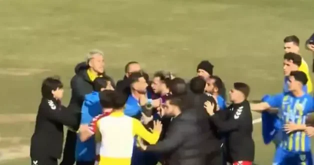 Saha bir anda karıştı: Muş’ta maç sonu istenmeyen görüntüler!
