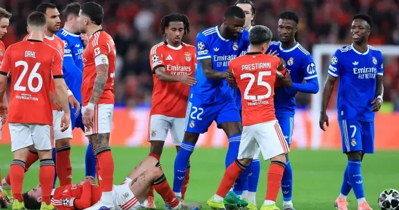 UEFA Gianluca Prestianni ye cezayı kesti Futbol Haberleri