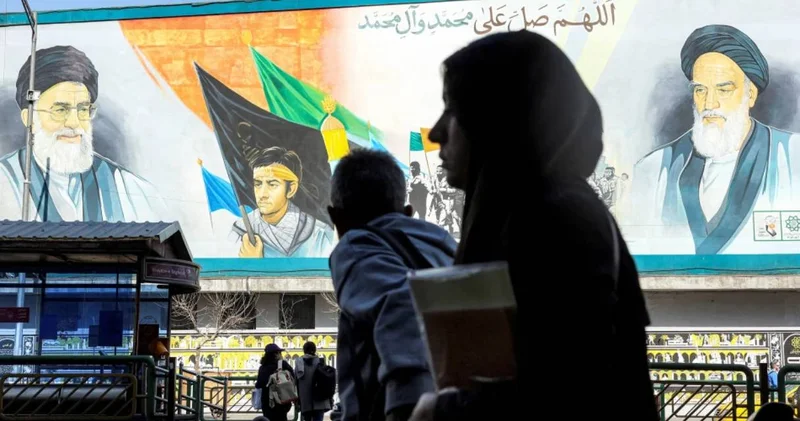 İran da üniversite protestoları büyüyor! Kampüslerden yükselen ses siyasete taştı