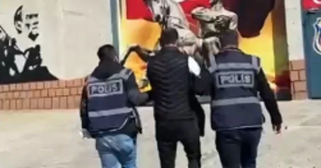 Hatay da hapis cezaları nedeniyle aranan 2 kişi tutuklandı Hatay Haberleri