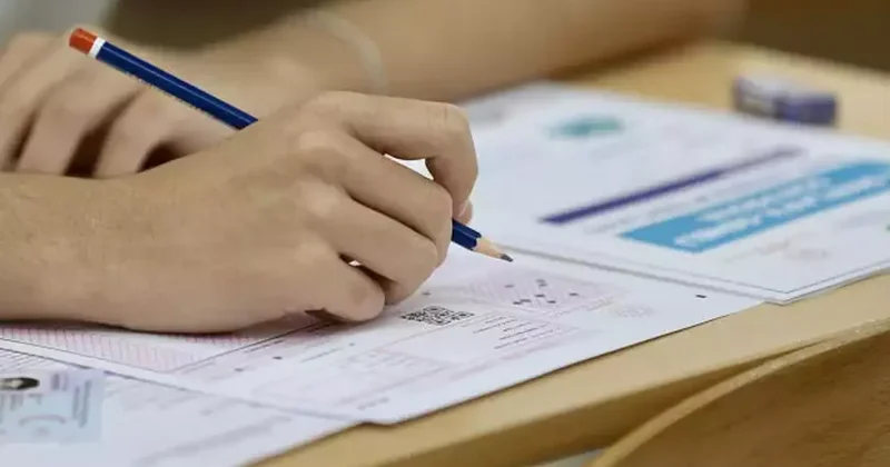 MEB ten öğrencilere EK SÜRE kararı: Takvimde sürpriz değişiklik!