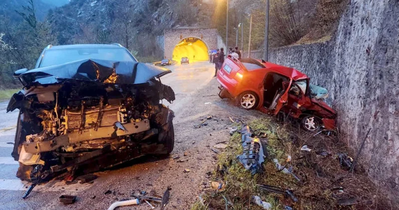 Karabük teki kazada ağır yaralanan sürücü 3 günlük yaşam mücadelesini kaybetti