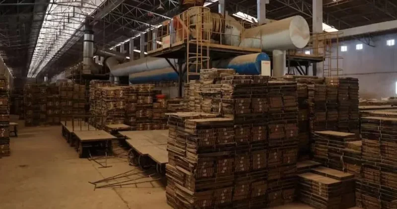 Bir günde 400 bin kişi işsiz kaldı