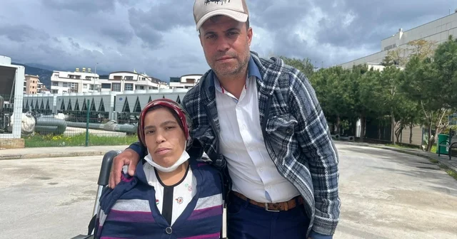 Hastanede 40 günlük umut nöbeti Böbrekleri iflas eden eşinin tek yaşama şansı böbrek nakli Antalya Haberleri