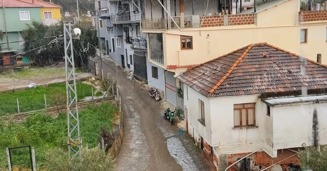 Köşk te dolu yağışı etkili oldu, yollar beyaza büründü Aydın Haberleri