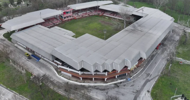 102 yıllık meydan taşınıyor