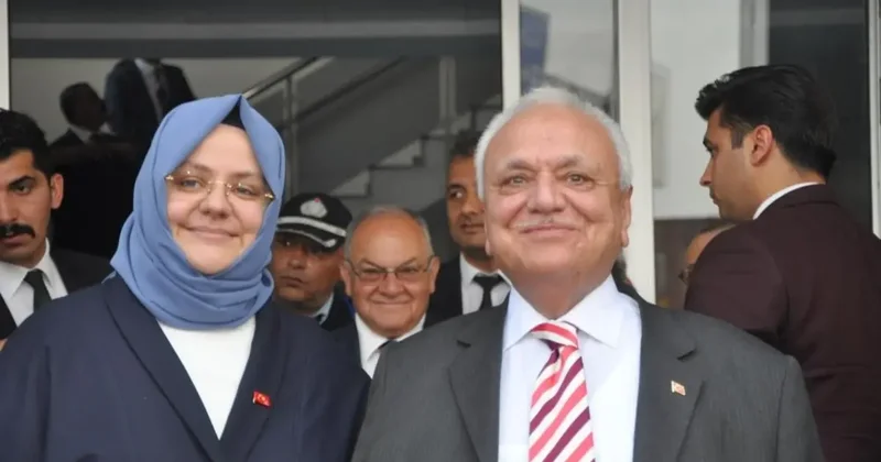 Eski bakanlar Atilla Koç ve Zehra Zümrüt Selçuk trafik kazasında yaralandı