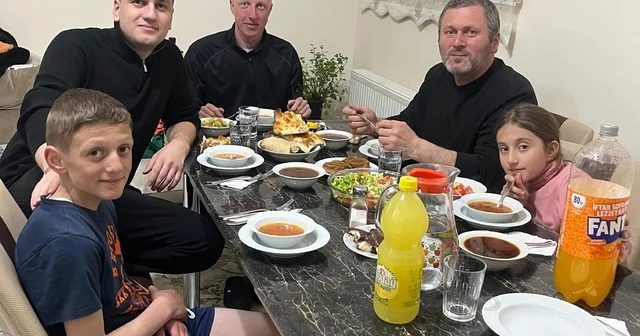 Dünya turuna çıkan turist, Bayburt ta misafirperverliğe hayran kaldı Bayburt Haberleri