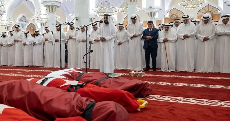 Katar da düşen uçakta şehit olmuşlardı! Cenaze namazları kılındı