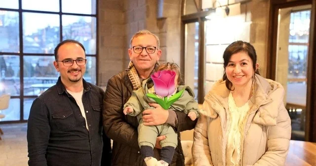 Kars a yerli ve yabancı turistlerden yoğun ilgi Vali Ziya Polat tan ziyaretçilere yakın ilgi Kars Haberleri