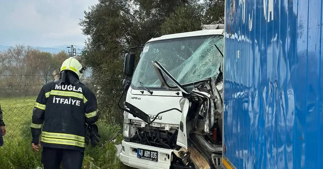 Milas ta sıkışmalı kaza Muğla Haberleri