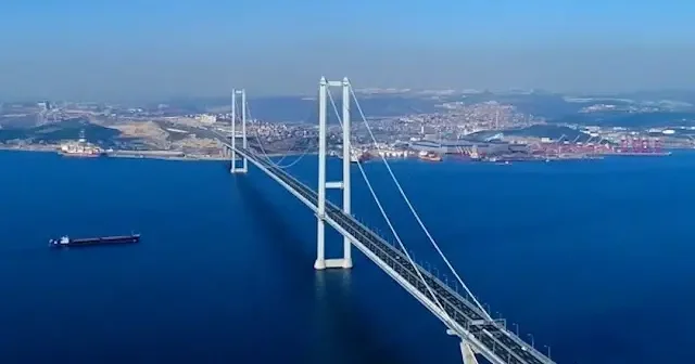 Bayramda yollar doldu taştı: 5 günde 12,3 milyon araç geçti VİDEO İZLE