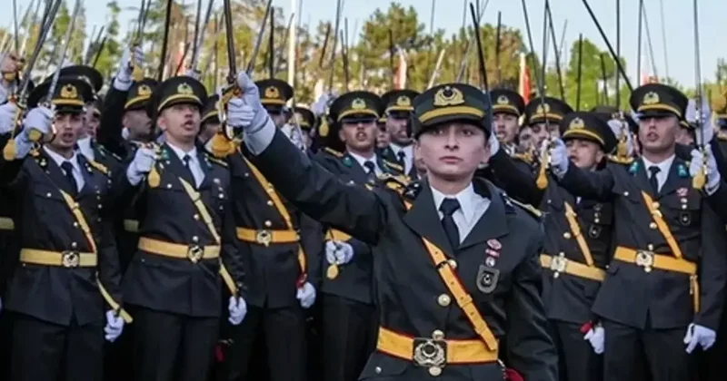 TSK dan ihraç edilmişti! Ebru Eroğlu nun geri dönüşüne ret