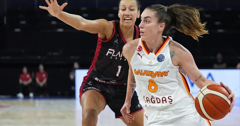 Ayşe Cora nın kaburgası kırıldı! Basketbol Haberleri