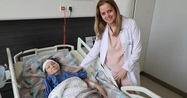 60 yıllık sessizliği koklear implantla son bulacak İzmir Haberleri