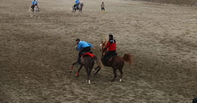 Cirit müsabakası nefes kesti Erzurum Haberleri