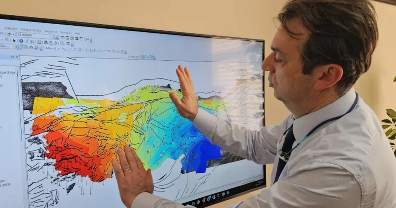 ‘Anadolu’yu ikiye ayırabilecek gerinim hattı’ ortaya çıktı! Türk bilim insanının 3 yıllık çalışması uluslararası dergide Sözcü Gazetesi