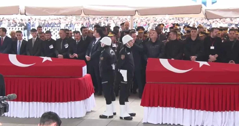 Katar’da düşen helikopterde şehit olan personeller son yolculuğuna uğurlandı