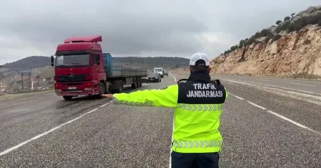 Gaziantep te jandarmanın bayram denetimlerinde 119 aranan şahıs yakalandı Gaziantep Haberleri