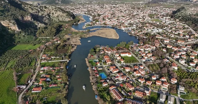 Muğla nın en prestijli çevre projesi Dalyan kanalındaki teknelerde fosil yakıt dönemi bitiyor 495 tekne elektrikliye dönüşecek Muğla Haberleri