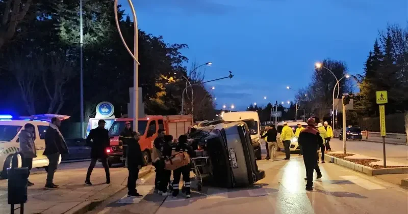 Çorum’da cip ile kamyonet çarpıştı: İki kişi yaralandı Gündem Haberleri