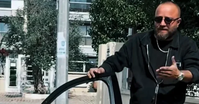 CHP ile çözüm bu kadar basit : Yarılan lastiğe İzmir Marşı lı teselli videosu viral oldu VİDEO İZLE