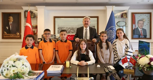 Başkan Palancıoğlu, koltuğunu küçük Toprak a bıraktı Kayseri Haberleri