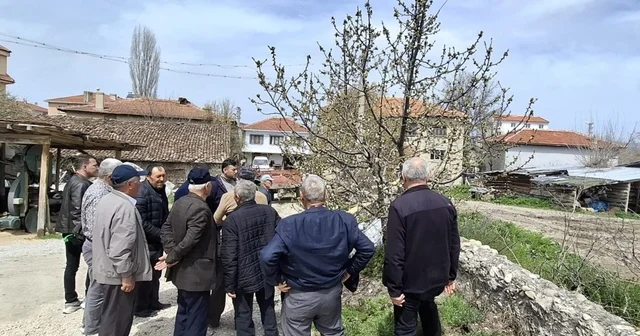 Bilecik te gübreleme ve budama eğitimi gerçekleştirildi Bilecik Haberleri