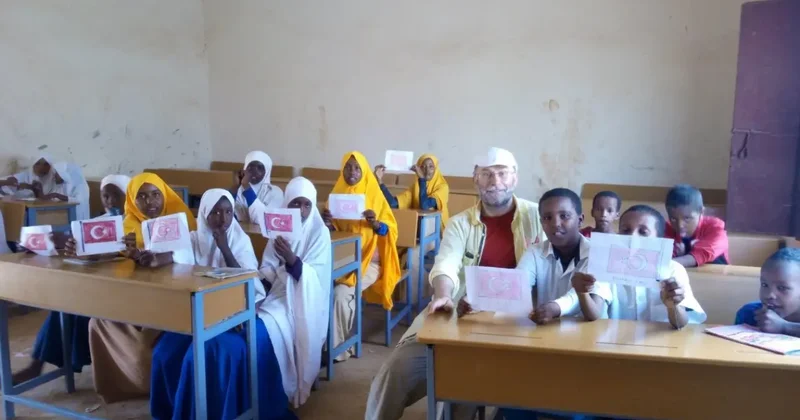 Somali den Türkiye ye mesaj! Bir kırmızı boya kalemi hiç bu kadar kıymetli olmamıştı